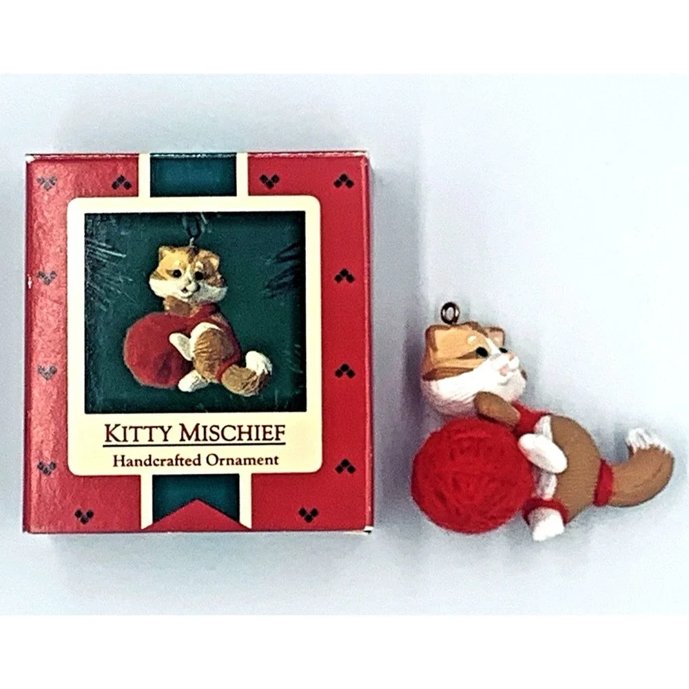 Vintage Hallmark Keepsake 1985 Kitty Mischief Christmas Ornament Kitten Cat Yarn